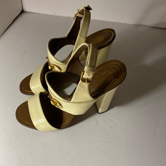 Gucci Women's Horsebit Sandal, Mystic White, Patent Leather Sz: EUR 39 US 9 - Picture 3 of 12